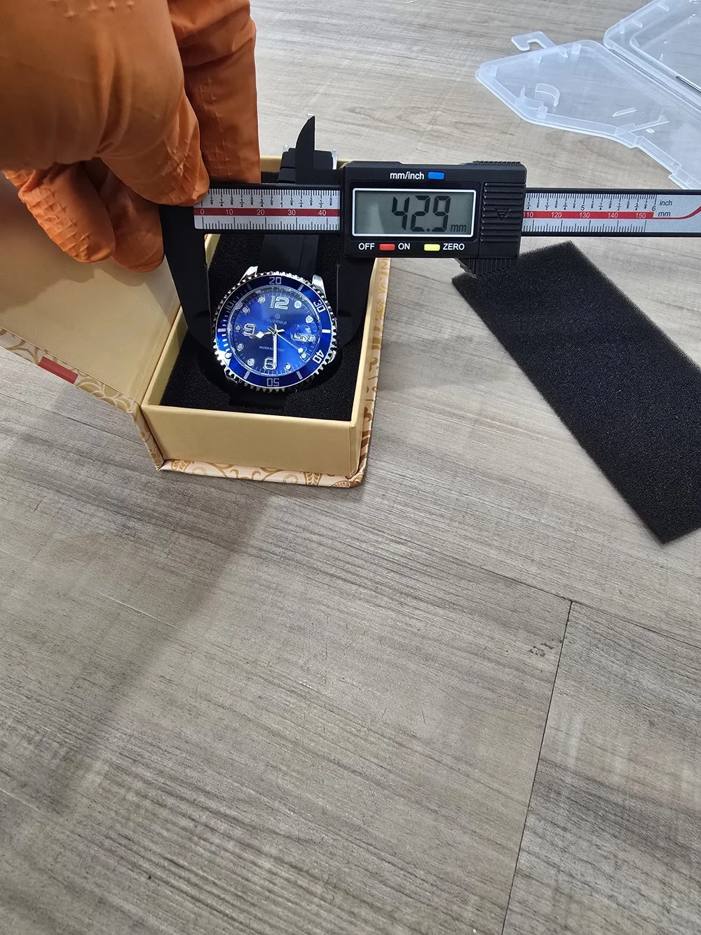 Men's Blue Dial Sport Authomatic Watch with Black Silicone Strap
